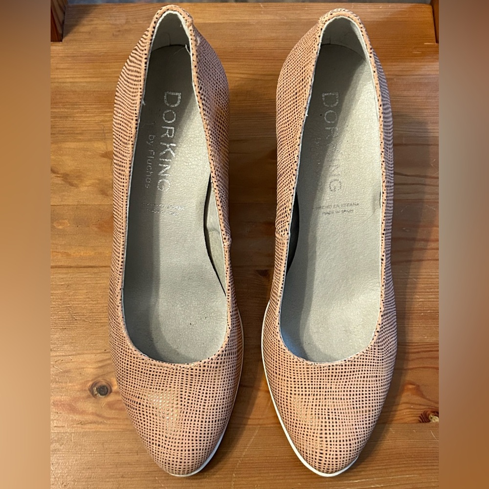 EUC high heels